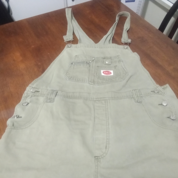 Overall shorts - Picture 3 of 8